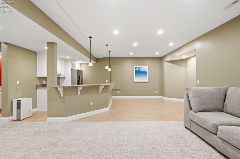 326 Pheasant Run Lane, Findlay, 45840, 4 Bedrooms Bedrooms, ,5 BathroomsBathrooms,Residential,For Sale,Pheasant Run,20263200