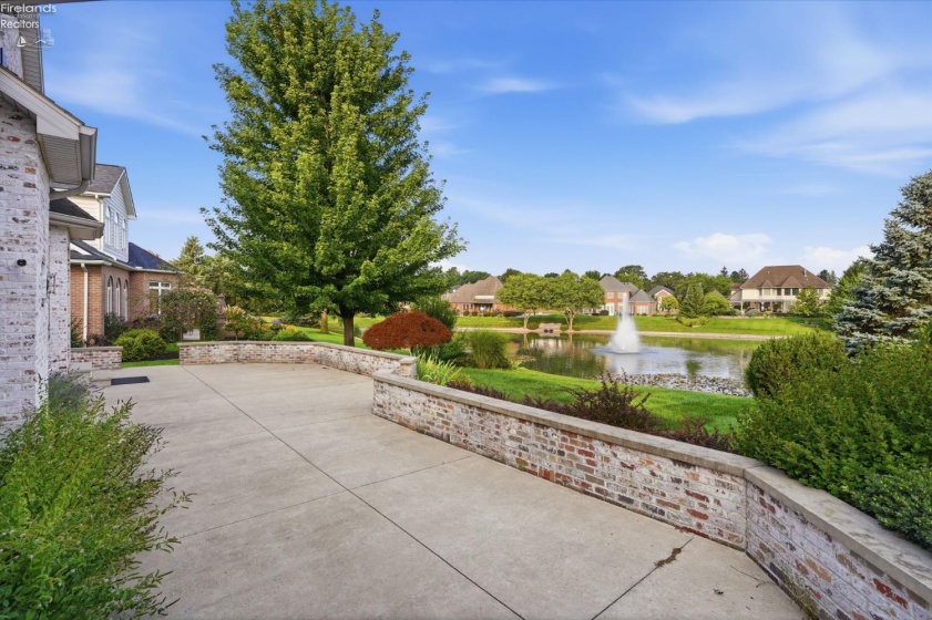 326 Pheasant Run Lane, Findlay, 45840, 4 Bedrooms Bedrooms, ,5 BathroomsBathrooms,Residential,For Sale,Pheasant Run,20263200