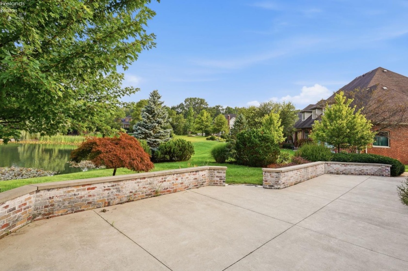 326 Pheasant Run Lane, Findlay, 45840, 4 Bedrooms Bedrooms, ,5 BathroomsBathrooms,Residential,For Sale,Pheasant Run,20263200