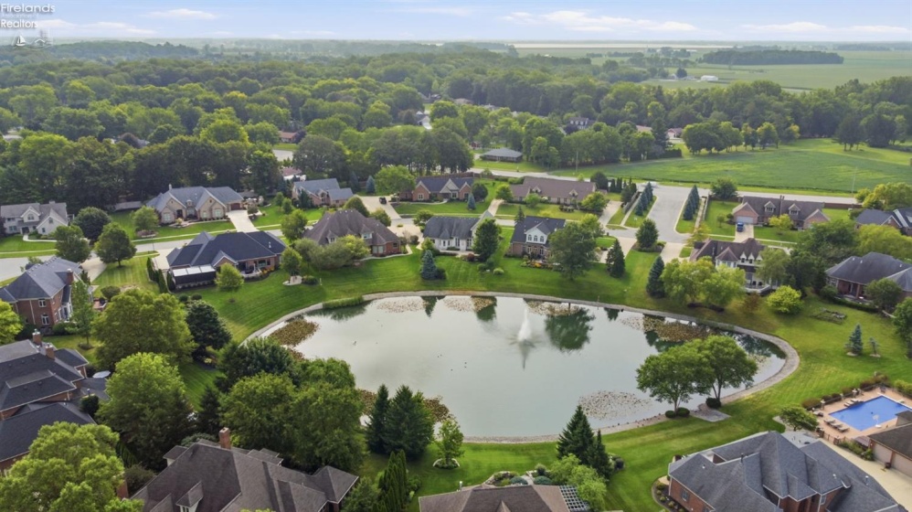 326 Pheasant Run Lane, Findlay, 45840, 4 Bedrooms Bedrooms, ,5 BathroomsBathrooms,Residential,For Sale,Pheasant Run,20263200