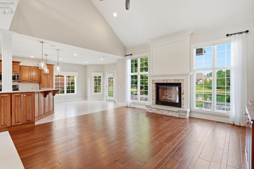 326 Pheasant Run Lane, Findlay, 45840, 4 Bedrooms Bedrooms, ,5 BathroomsBathrooms,Residential,For Sale,Pheasant Run,20263200