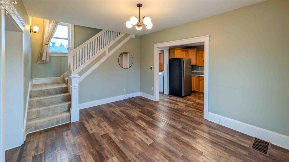 511 Central Avenue, Sandusky, 44870, 3 Bedrooms Bedrooms, ,2 BathroomsBathrooms,Residential,For Sale,Central,20263214