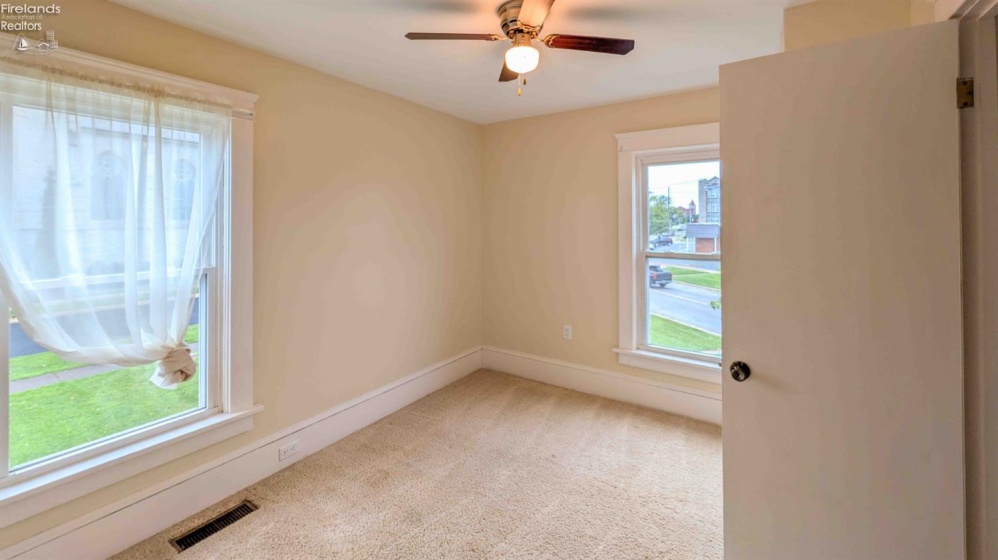 511 Central Avenue, Sandusky, 44870, 3 Bedrooms Bedrooms, ,2 BathroomsBathrooms,Residential,For Sale,Central,20263214