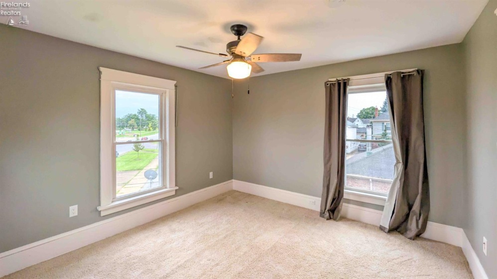 511 Central Avenue, Sandusky, 44870, 3 Bedrooms Bedrooms, ,2 BathroomsBathrooms,Residential,For Sale,Central,20263214