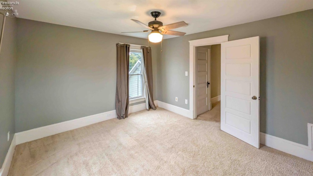 511 Central Avenue, Sandusky, 44870, 3 Bedrooms Bedrooms, ,2 BathroomsBathrooms,Residential,For Sale,Central,20263214