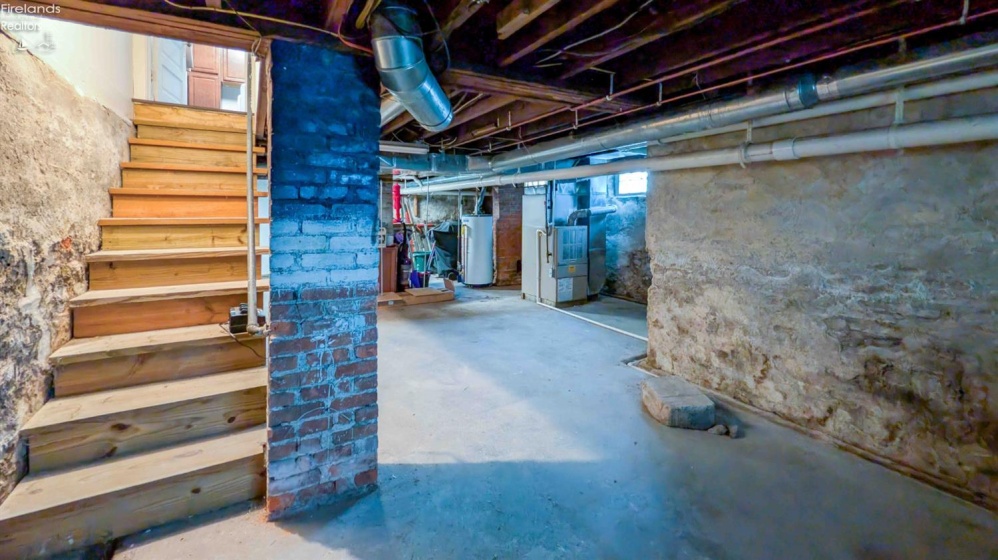 511 Central Avenue, Sandusky, 44870, 3 Bedrooms Bedrooms, ,2 BathroomsBathrooms,Residential,For Sale,Central,20263214