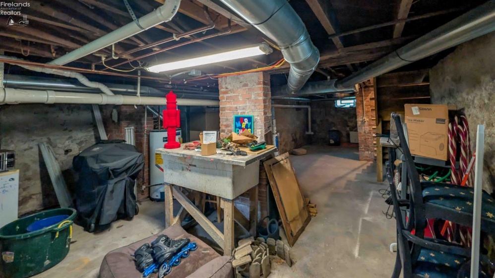 511 Central Avenue, Sandusky, 44870, 3 Bedrooms Bedrooms, ,2 BathroomsBathrooms,Residential,For Sale,Central,20263214