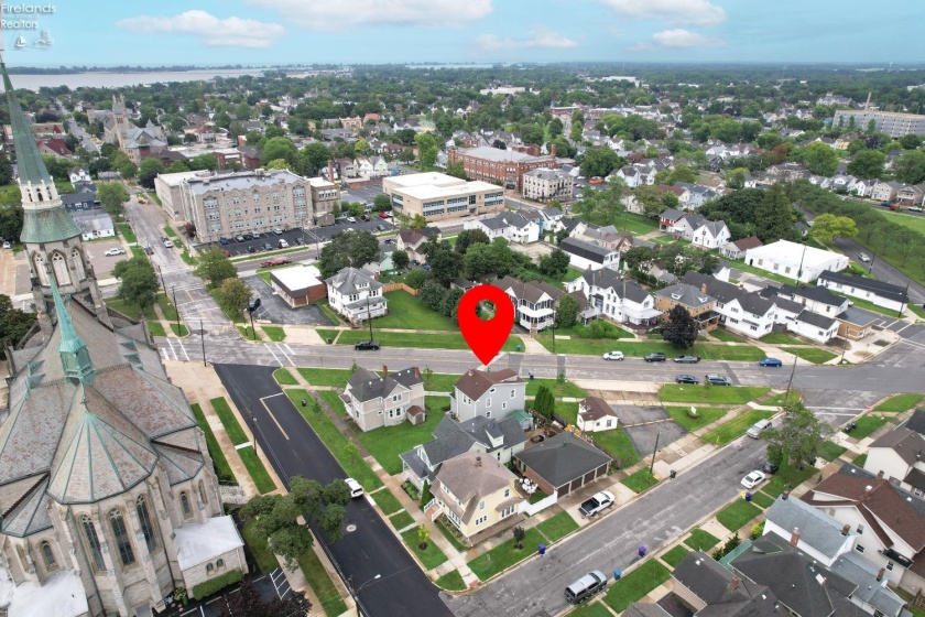 511 Central Avenue, Sandusky, 44870, 3 Bedrooms Bedrooms, ,2 BathroomsBathrooms,Residential,For Sale,Central,20263214