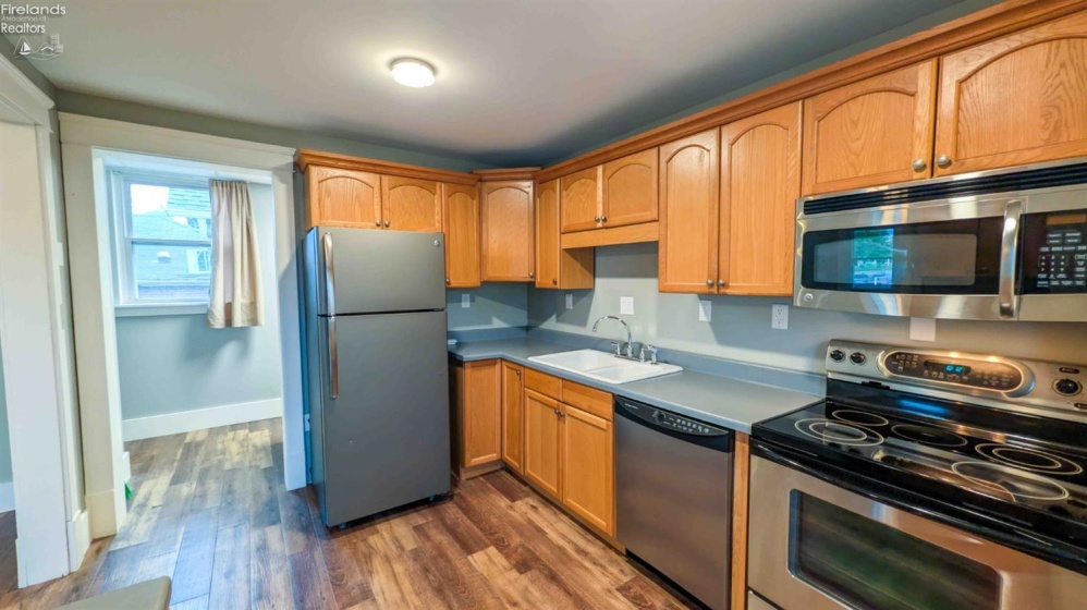 511 Central Avenue, Sandusky, 44870, 3 Bedrooms Bedrooms, ,2 BathroomsBathrooms,Residential,For Sale,Central,20263214