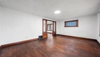 1217 Hickory Street, Fremont, 43420, 3 Bedrooms Bedrooms, ,2 BathroomsBathrooms,Residential,For Sale,Hickory,20263192