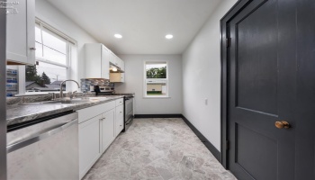 1217 Hickory Street, Fremont, 43420, 3 Bedrooms Bedrooms, ,2 BathroomsBathrooms,Residential,For Sale,Hickory,20263192