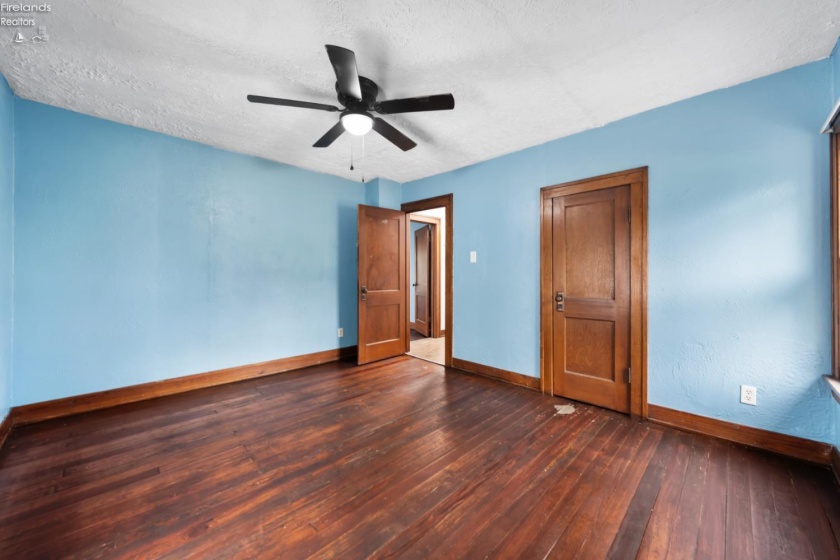 1217 Hickory Street, Fremont, 43420, 3 Bedrooms Bedrooms, ,2 BathroomsBathrooms,Residential,For Sale,Hickory,20263192