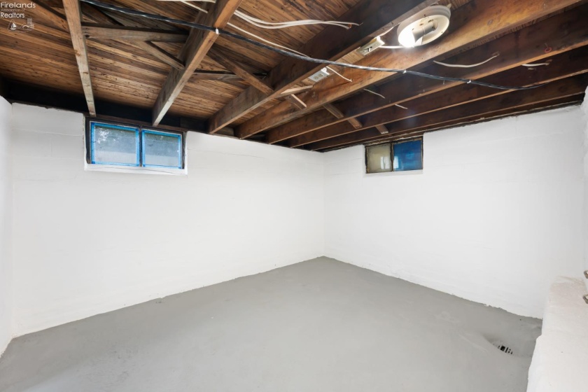 1217 Hickory Street, Fremont, 43420, 3 Bedrooms Bedrooms, ,2 BathroomsBathrooms,Residential,For Sale,Hickory,20263192