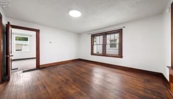 1217 Hickory Street, Fremont, 43420, 3 Bedrooms Bedrooms, ,2 BathroomsBathrooms,Residential,For Sale,Hickory,20263192