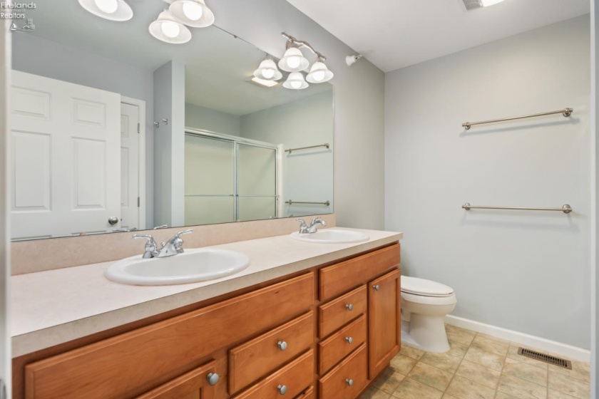 10654 Bayshore Road, Marblehead, 43440, 3 Bedrooms Bedrooms, ,2 BathroomsBathrooms,Residential,For Sale,Bayshore,20263193