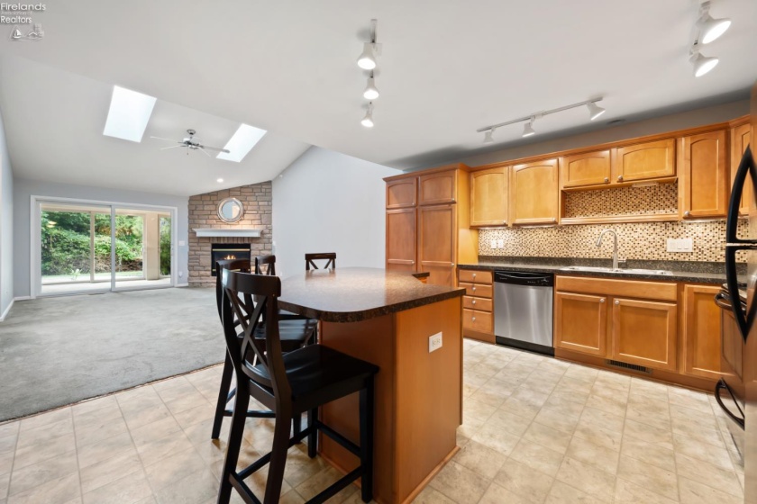 10654 Bayshore Road, Marblehead, 43440, 3 Bedrooms Bedrooms, ,2 BathroomsBathrooms,Residential,For Sale,Bayshore,20263193