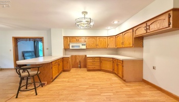 140 Orchard Street, Bellevue, 44811, 3 Bedrooms Bedrooms, ,2 BathroomsBathrooms,Residential,For Sale,Orchard,20263027