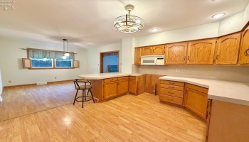 140 Orchard Street, Bellevue, 44811, 3 Bedrooms Bedrooms, ,2 BathroomsBathrooms,Residential,For Sale,Orchard,20263027