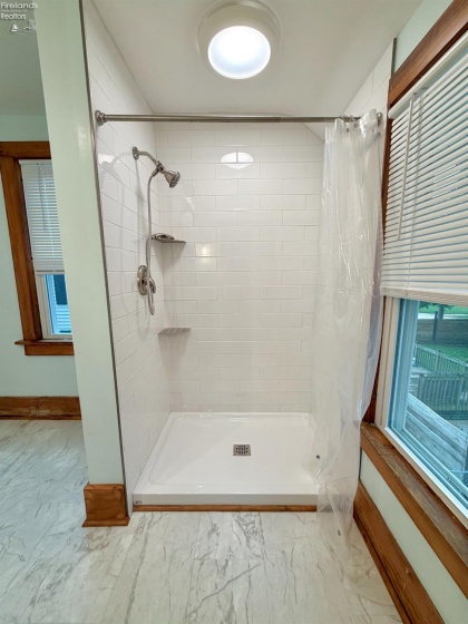 140 Orchard Street, Bellevue, 44811, 3 Bedrooms Bedrooms, ,2 BathroomsBathrooms,Residential,For Sale,Orchard,20263027
