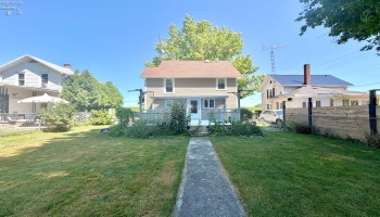 140 Orchard Street, Bellevue, 44811, 3 Bedrooms Bedrooms, ,2 BathroomsBathrooms,Residential,For Sale,Orchard,20263027