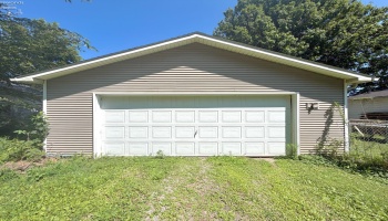 140 Orchard Street, Bellevue, 44811, 3 Bedrooms Bedrooms, ,2 BathroomsBathrooms,Residential,For Sale,Orchard,20263027