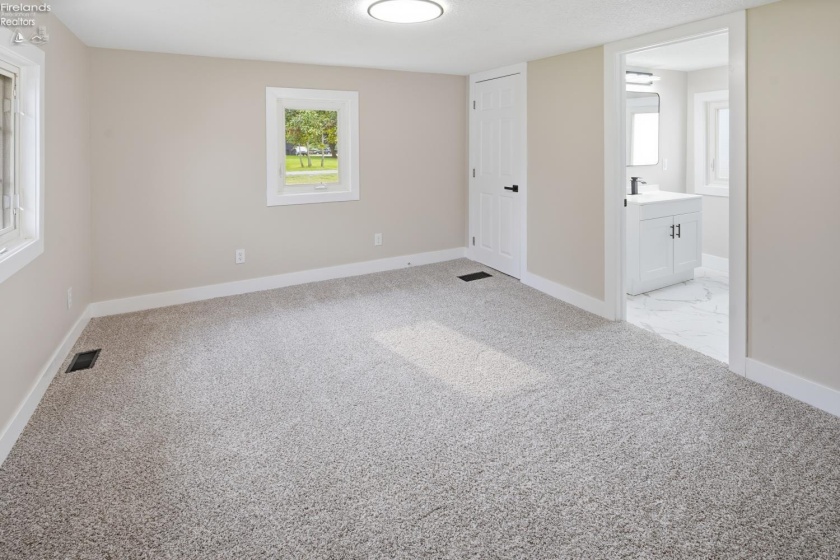 7740 Washington Street, Flat Rock, 44828, 3 Bedrooms Bedrooms, ,3 BathroomsBathrooms,Residential,For Sale,Washington,20263176