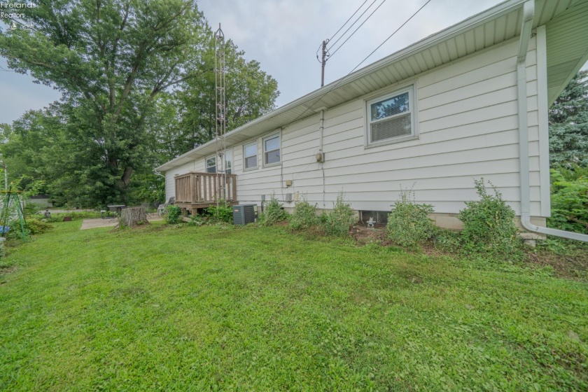 2901 Columbus Avenue, Sandusky, 44870, 2 Bedrooms Bedrooms, ,1 BathroomBathrooms,Residential,For Sale,Columbus,20263225