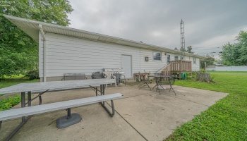 2901 Columbus Avenue, Sandusky, 44870, 2 Bedrooms Bedrooms, ,1 BathroomBathrooms,Residential,For Sale,Columbus,20263225