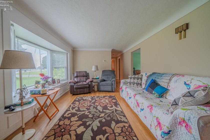 2901 Columbus Avenue, Sandusky, 44870, 2 Bedrooms Bedrooms, ,1 BathroomBathrooms,Residential,For Sale,Columbus,20263225