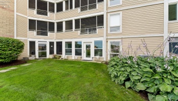 24 Marina Point Drive, Sandusky, 44870, 2 Bedrooms Bedrooms, ,2 BathroomsBathrooms,Residential,For Sale,Marina Point,20263205