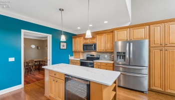 616 Harbourside Drive, Sandusky, 44870, 4 Bedrooms Bedrooms, ,3 BathroomsBathrooms,Residential,For Sale,Harbourside,20263162