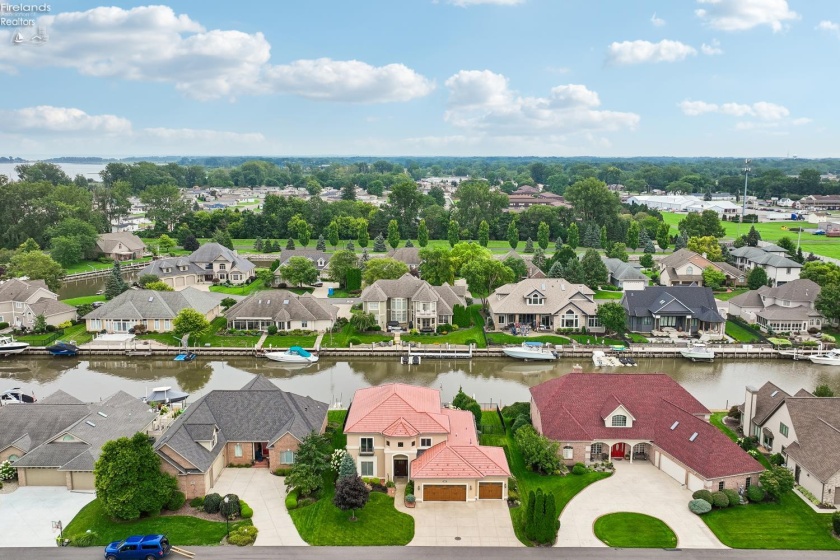 616 Harbourside Drive, Sandusky, 44870, 4 Bedrooms Bedrooms, ,3 BathroomsBathrooms,Residential,For Sale,Harbourside,20263162