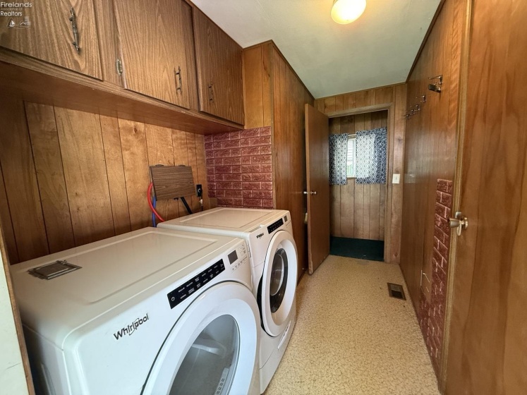 2450 County Road 62, Gibsonburg, 43431, 3 Bedrooms Bedrooms, ,2 BathroomsBathrooms,Residential,For Sale,County Road 62,20263226