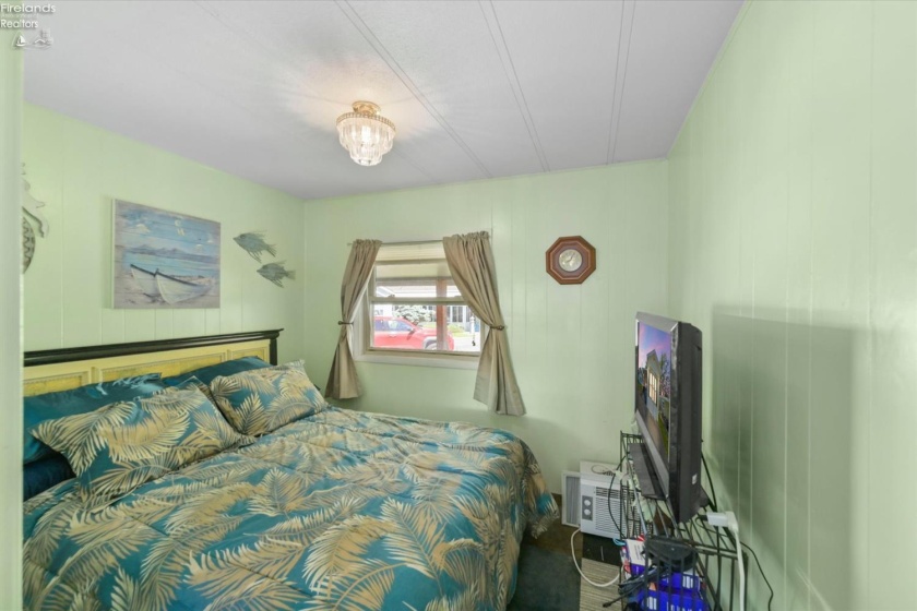 8175 North Shore Boulevard, Marblehead, 43440, 2 Bedrooms Bedrooms, ,1 BathroomBathrooms,Residential,For Sale,North Shore,20263230