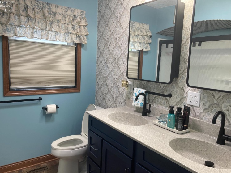 805 Maplewood, Willard, 44890, 5 Bedrooms Bedrooms, ,3 BathroomsBathrooms,Residential,For Sale,Maplewood,20263190