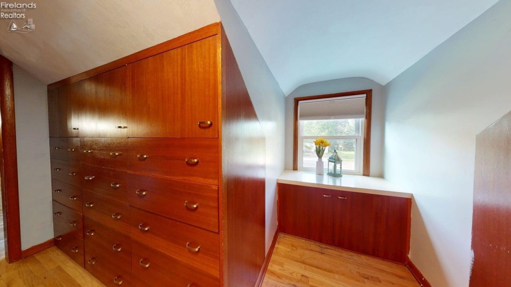 805 Maplewood, Willard, 44890, 5 Bedrooms Bedrooms, ,3 BathroomsBathrooms,Residential,For Sale,Maplewood,20263190