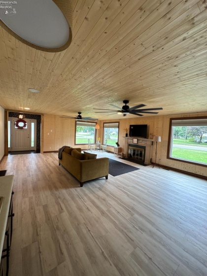 805 Maplewood, Willard, 44890, 5 Bedrooms Bedrooms, ,3 BathroomsBathrooms,Residential,For Sale,Maplewood,20263190