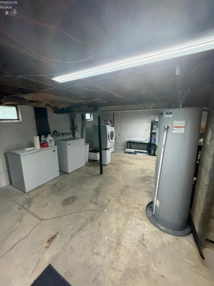 713 Walnut Street, Fremont, 43420, 2 Bedrooms Bedrooms, ,1 BathroomBathrooms,Residential,For Sale,Walnut Street,20263138