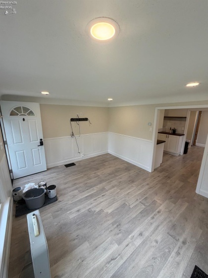 713 Walnut Street, Fremont, 43420, 2 Bedrooms Bedrooms, ,1 BathroomBathrooms,Residential,For Sale,Walnut Street,20263138