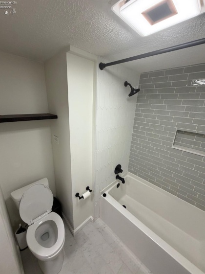 713 Walnut Street, Fremont, 43420, 2 Bedrooms Bedrooms, ,1 BathroomBathrooms,Residential,For Sale,Walnut Street,20263138