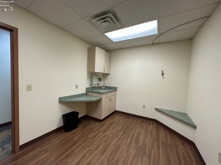 1355 Main Street, Bellevue, 44811, ,Commercial,For Sale,Main,20263243