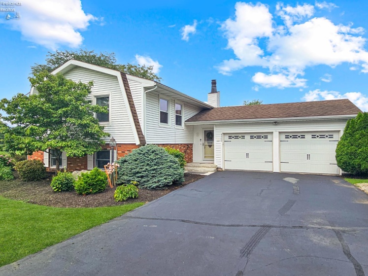 4360 County Road 183, Clyde, 43410, 4 Bedrooms Bedrooms, ,3 BathroomsBathrooms,Residential,For Sale,County Road 183,20263199