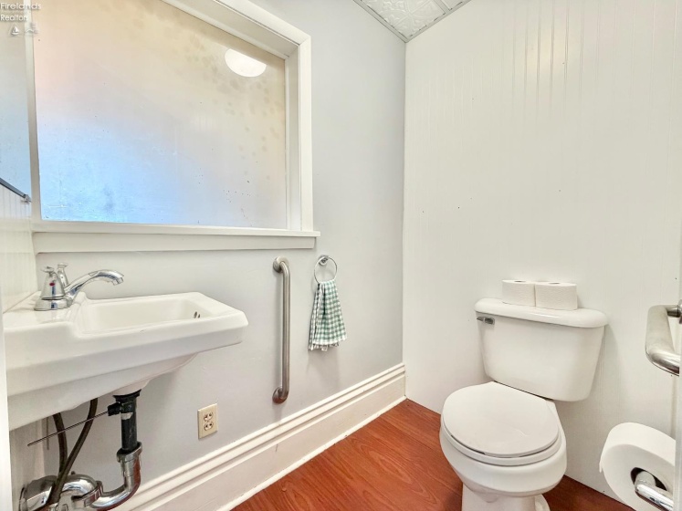 168 Buckeye Street, Bellevue, 44811, 2 Bedrooms Bedrooms, ,2 BathroomsBathrooms,Residential,For Sale,Buckeye,20263179