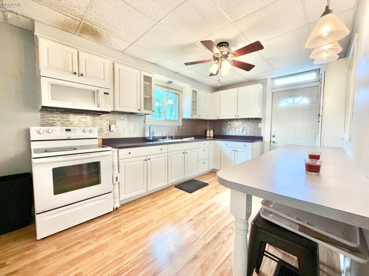 168 Buckeye Street, Bellevue, 44811, 2 Bedrooms Bedrooms, ,2 BathroomsBathrooms,Residential,For Sale,Buckeye,20263179