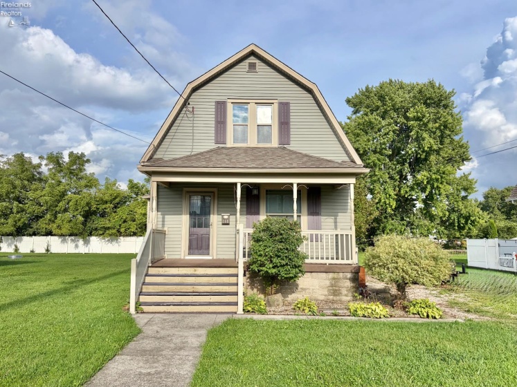 168 Buckeye Street, Bellevue, 44811, 2 Bedrooms Bedrooms, ,2 BathroomsBathrooms,Residential,For Sale,Buckeye,20263179