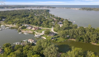 3646 Confederate Drive, Marblehead, 43440, 4 Bedrooms Bedrooms, ,3 BathroomsBathrooms,Residential,For Sale,Confederate,20263242