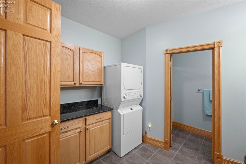 3646 Confederate Drive, Marblehead, 43440, 4 Bedrooms Bedrooms, ,3 BathroomsBathrooms,Residential,For Sale,Confederate,20263242