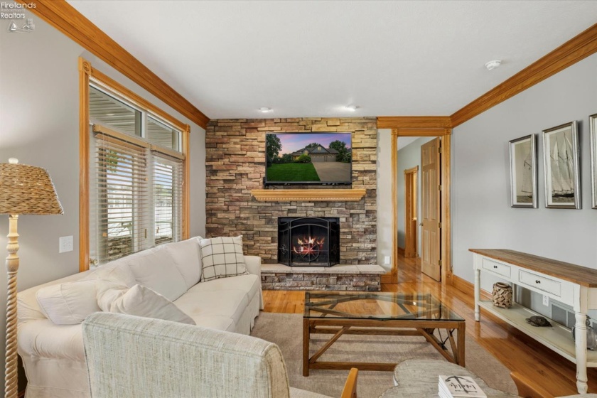 3646 Confederate Drive, Marblehead, 43440, 4 Bedrooms Bedrooms, ,3 BathroomsBathrooms,Residential,For Sale,Confederate,20263242