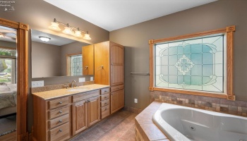 3646 Confederate Drive, Marblehead, 43440, 4 Bedrooms Bedrooms, ,3 BathroomsBathrooms,Residential,For Sale,Confederate,20263242