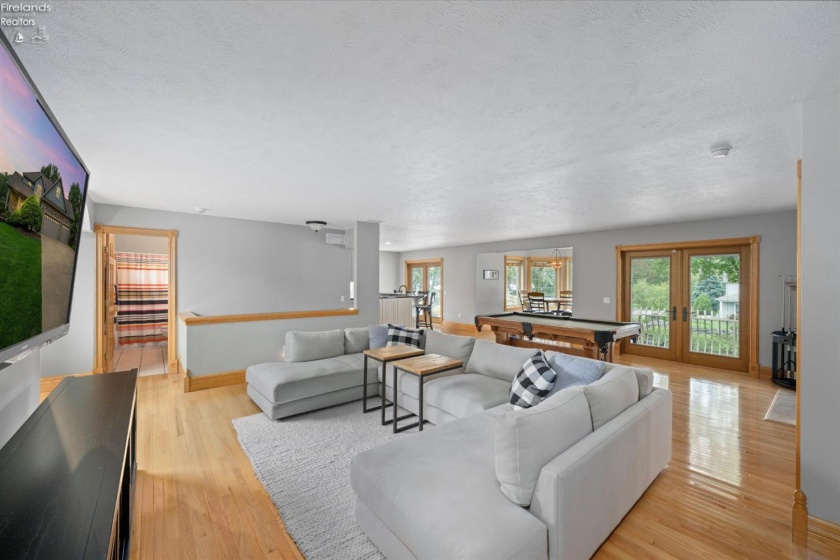 3646 Confederate Drive, Marblehead, 43440, 4 Bedrooms Bedrooms, ,3 BathroomsBathrooms,Residential,For Sale,Confederate,20263242